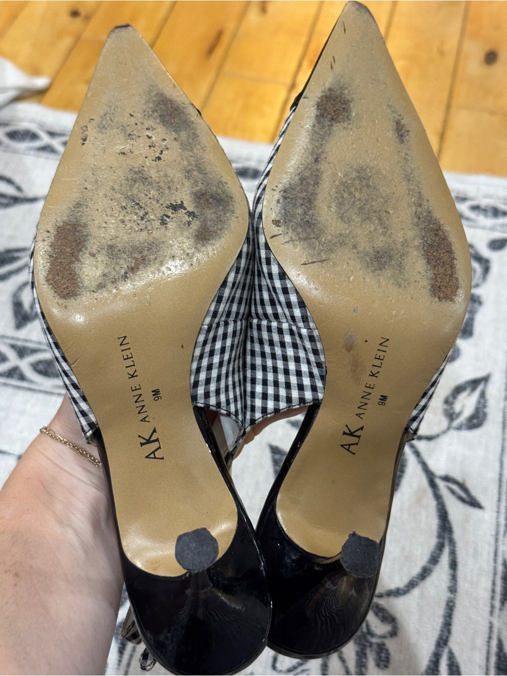 Anne Klein Black & White Gingham Slingback Pointed Toe Pumps with Patent Caps - Picture 5 of 6